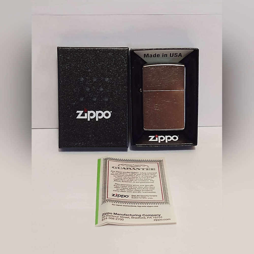 Zippo Street Chrome Lighter Plus Arc Insert